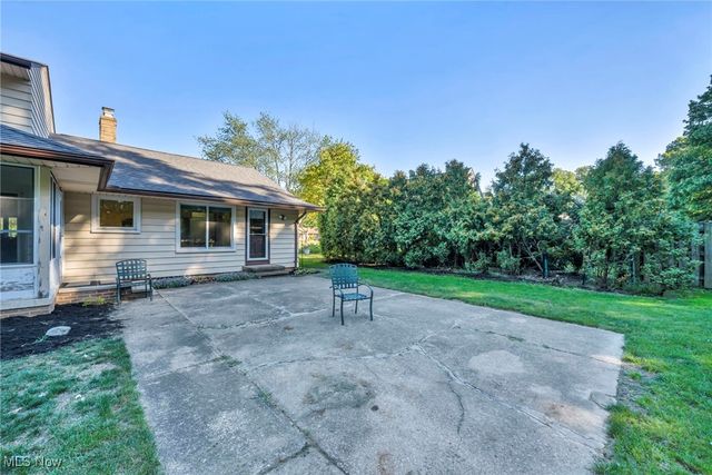 1720 Westhill Boulevard, Westlake, OH 44145