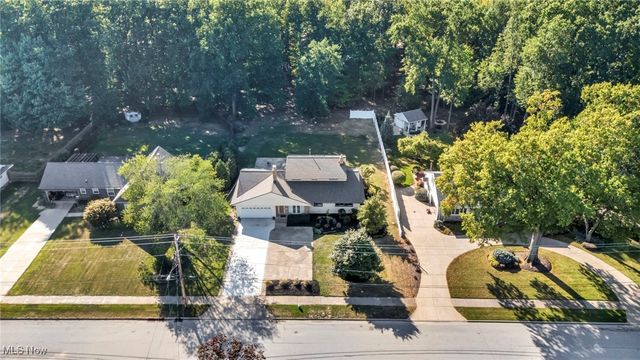 1720 Westhill Boulevard, Westlake, OH 44145