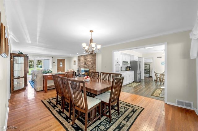 1720 Westhill Boulevard, Westlake, OH 44145