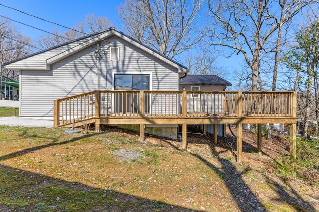 66 Highland Lane, Waverly, TN 37185