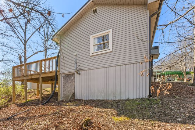 66 Highland Lane, Waverly, TN 37185