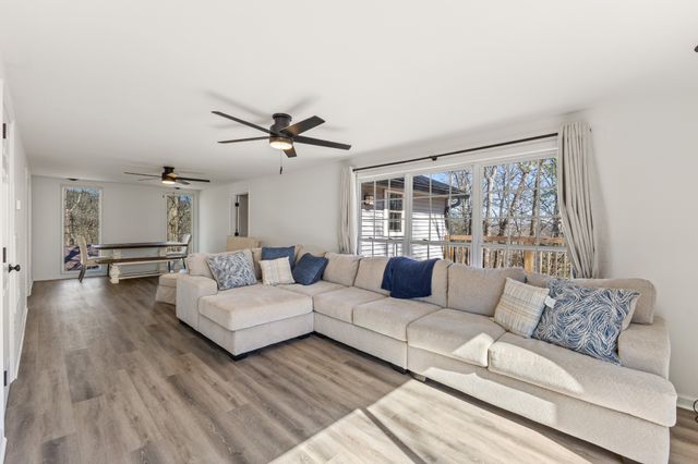 66 Highland Lane, Waverly, TN 37185