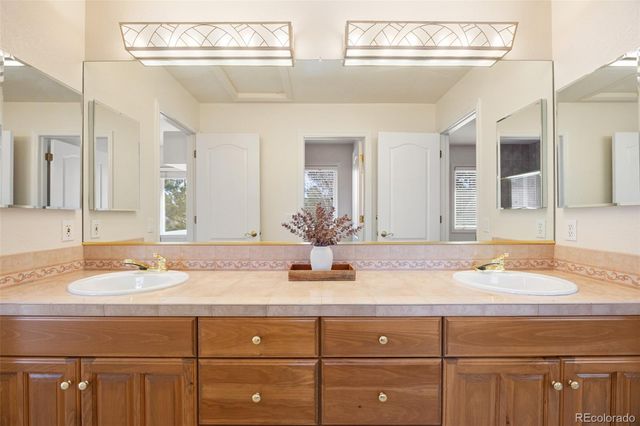 1977 Champions Circle, Castle Rock, CO 80104