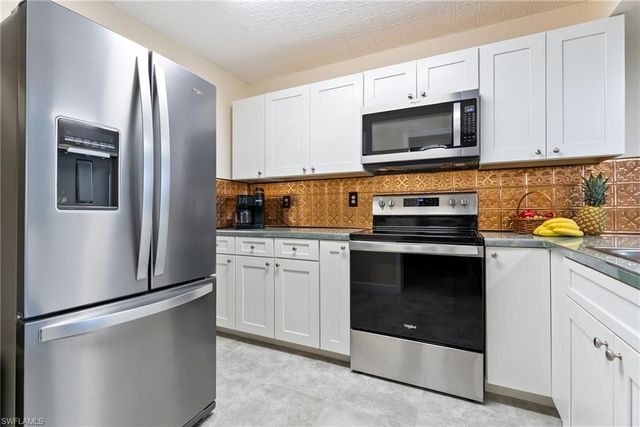 3490 N Key DR 209, North Fort Myers, FL 33903
