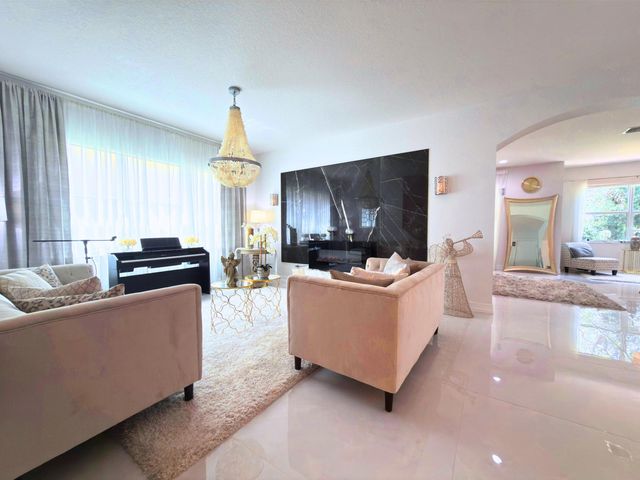 7943 Emerald Winds Circle, Boynton Beach, FL 33473
