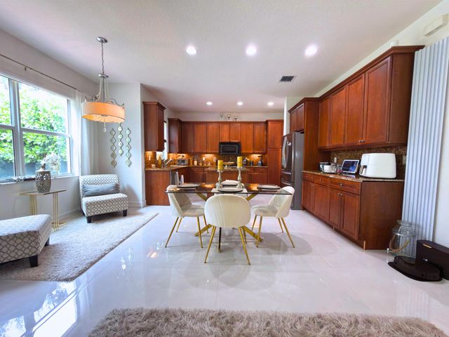 7943 Emerald Winds Circle, Boynton Beach, FL 33473