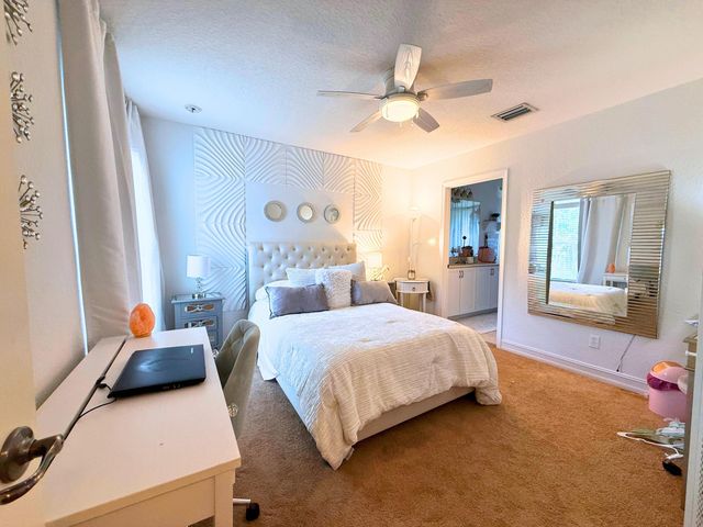 7943 Emerald Winds Circle, Boynton Beach, FL 33473