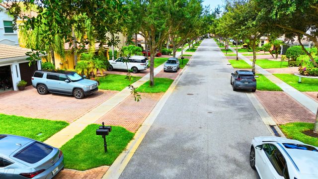 7943 Emerald Winds Circle, Boynton Beach, FL 33473