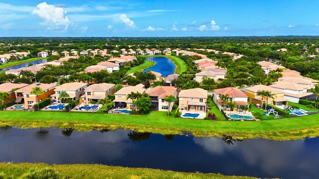 7943 Emerald Winds Circle, Boynton Beach, FL 33473