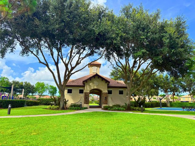 7943 Emerald Winds Circle, Boynton Beach, FL 33473
