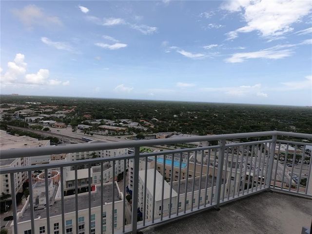 9055 SW 73rd Court 2103, Miami, FL 33156