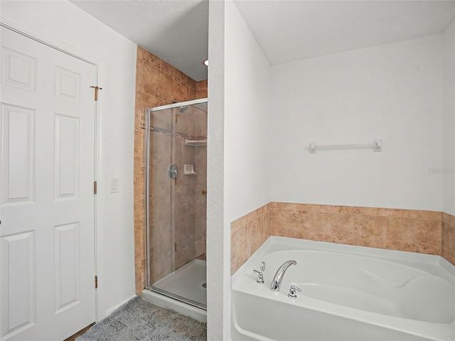 11620 HAMMOCKS GLADE DRIVE, Riverview, FL 33569