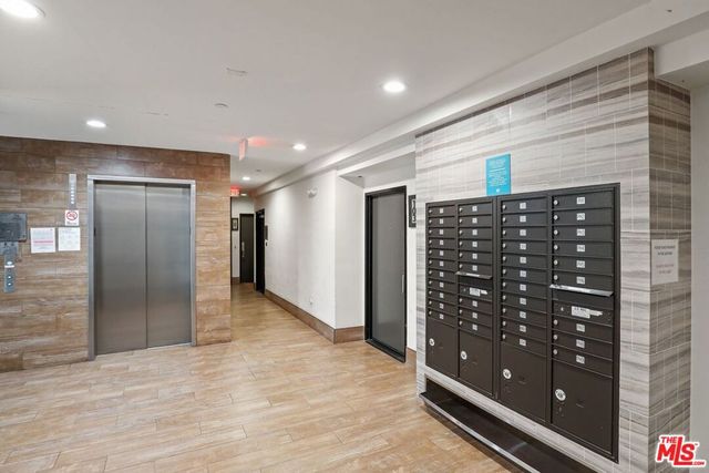 807 Hudson 308, Los Angeles, CA 90038