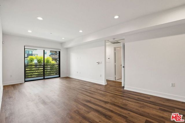 807 Hudson 308, Los Angeles, CA 90038