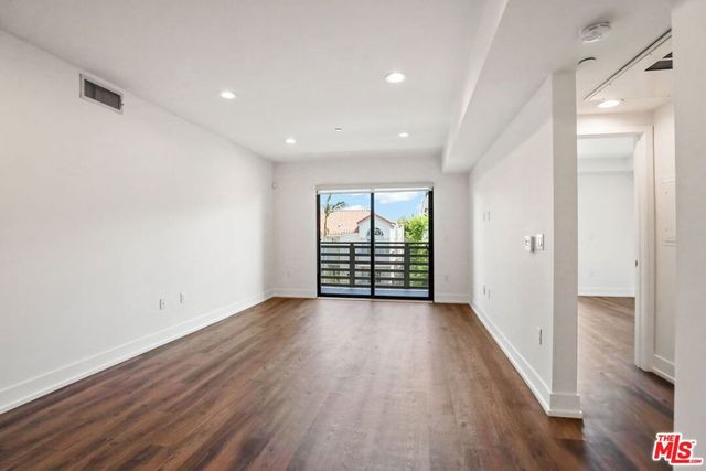 807 Hudson 308, Los Angeles, CA 90038