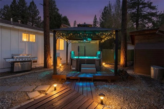 927 W Aeroplane, Big Bear City, CA 92314