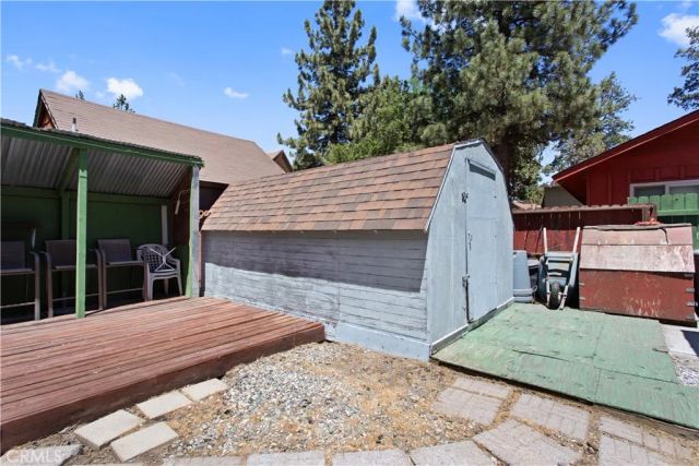 927 W Aeroplane, Big Bear City, CA 92314