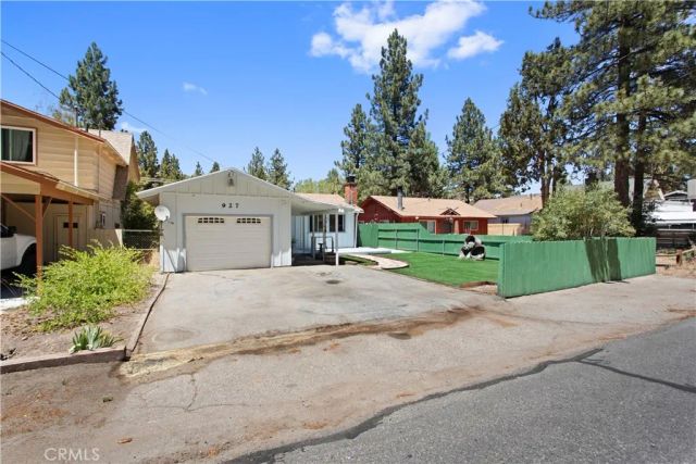 927 W Aeroplane, Big Bear City, CA 92314