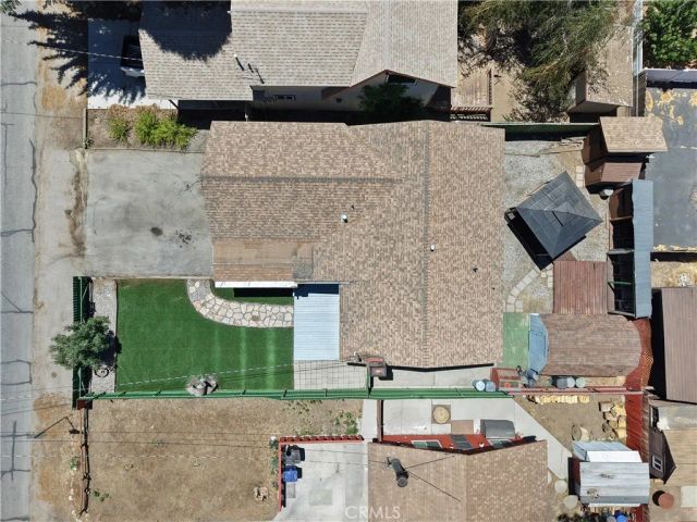 927 W Aeroplane, Big Bear City, CA 92314
