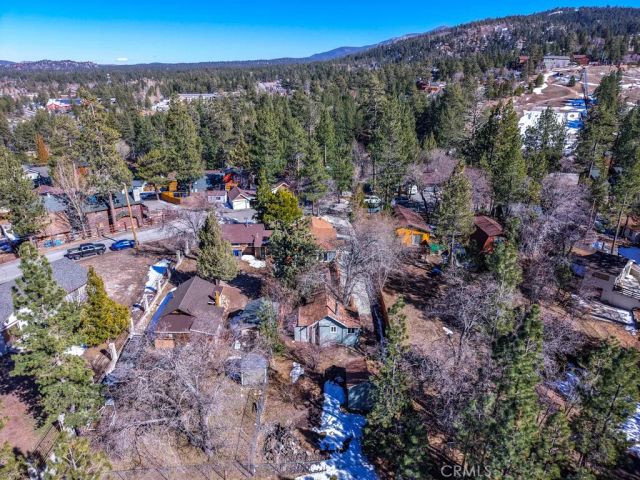 927 W Aeroplane, Big Bear City, CA 92314