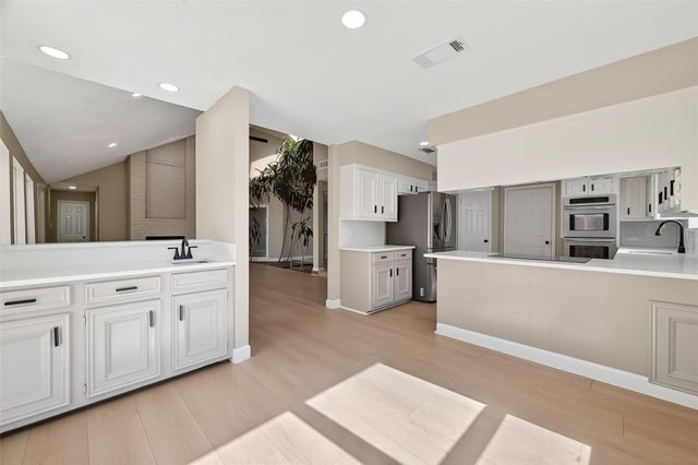 15430 El Padre Drive, Houston, TX 77083