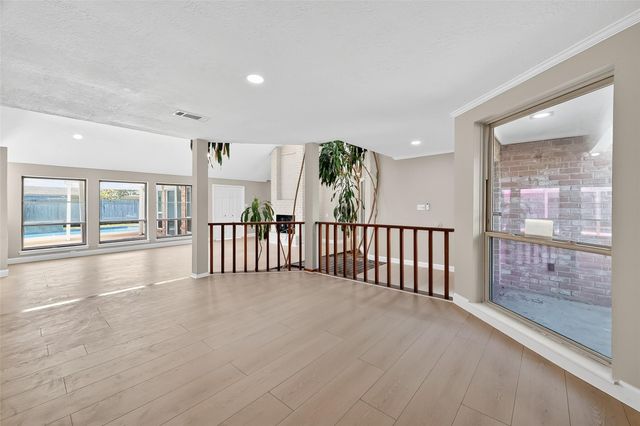 15430 El Padre Drive, Houston, TX 77083