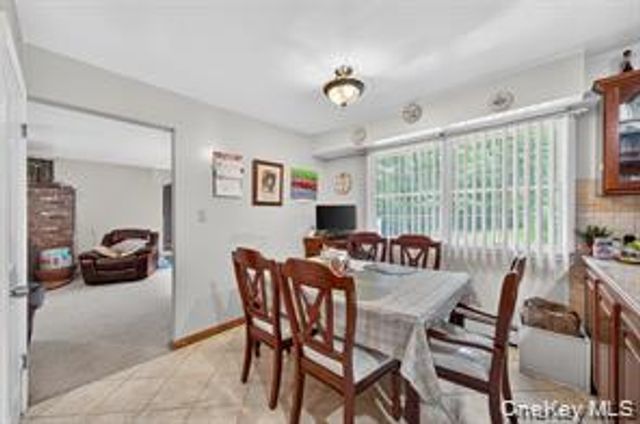 72 Peddler Hill Road, Monroe, NY 10950