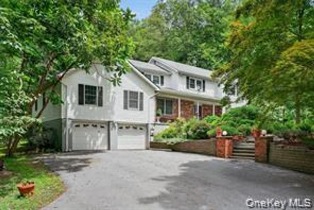 72 Peddler Hill Road, Monroe, NY 10950