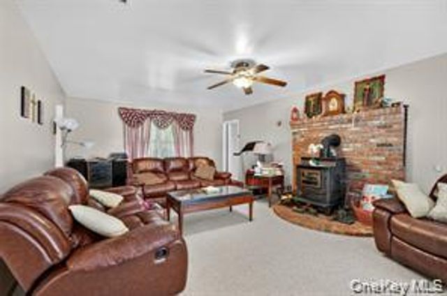 72 Peddler Hill Road, Monroe, NY 10950