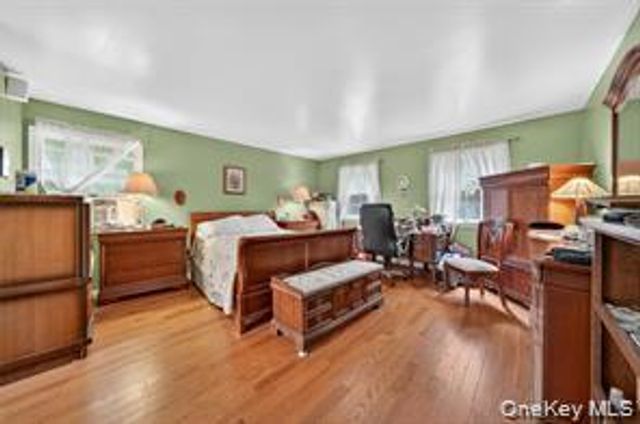 72 Peddler Hill Road, Monroe, NY 10950