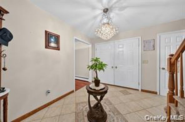 72 Peddler Hill Road, Monroe, NY 10950