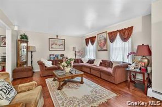 72 Peddler Hill Road, Monroe, NY 10950