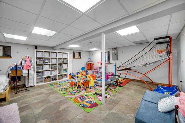 8601 Bethany Lane, Tinley Park, IL 60487