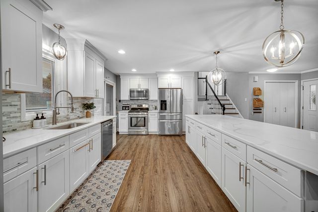 8601 Bethany Lane, Tinley Park, IL 60487