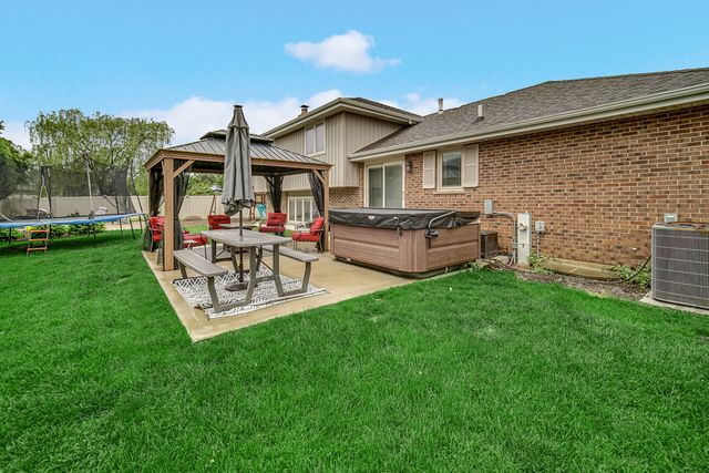 8601 Bethany Lane, Tinley Park, IL 60487