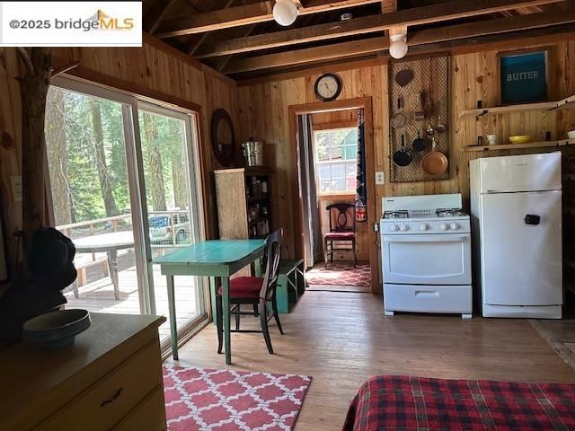 Cabin3 Mill Creek Campground, Pinecrest, CA 95364