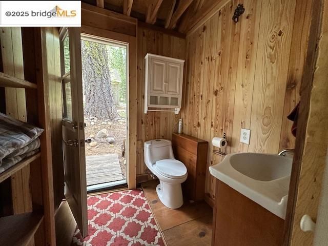 Cabin3 Mill Creek Campground, Pinecrest, CA 95364