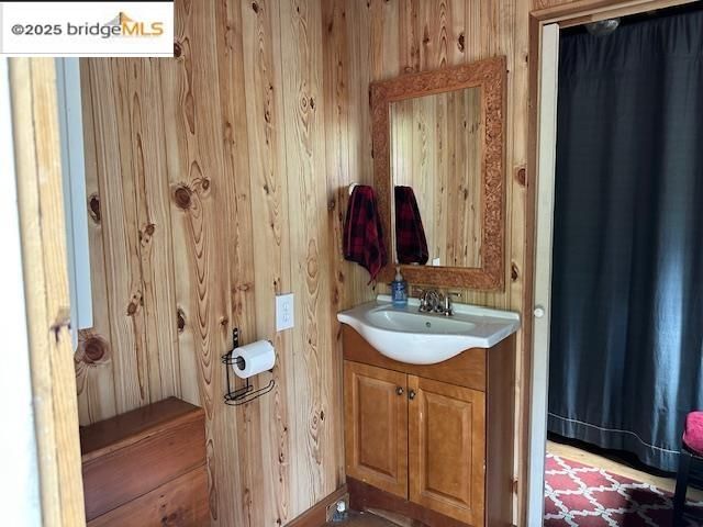 Cabin3 Mill Creek Campground, Pinecrest, CA 95364