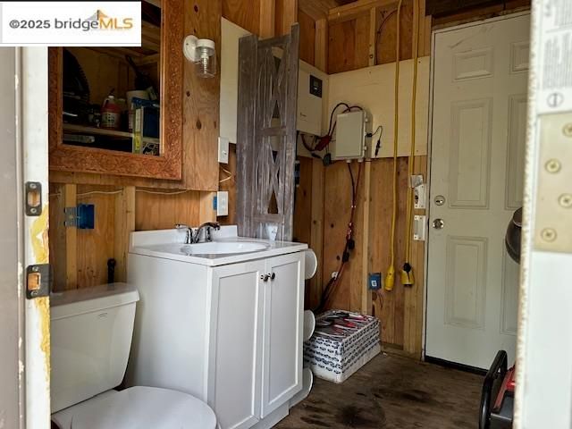 Cabin3 Mill Creek Campground, Pinecrest, CA 95364