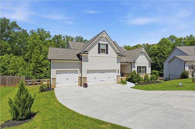 281 Charlotte Drive, Hoschton, GA 30548