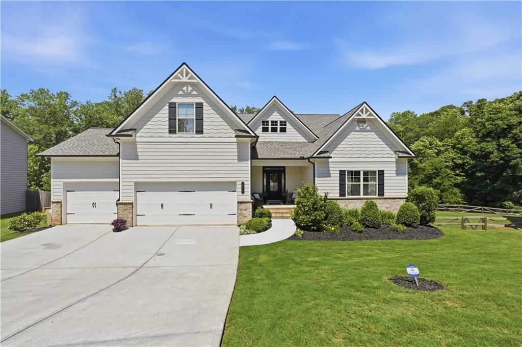 281 Charlotte Drive, Hoschton, GA 30548