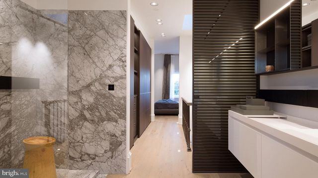 2611 P ST NW, Washington, DC 20007