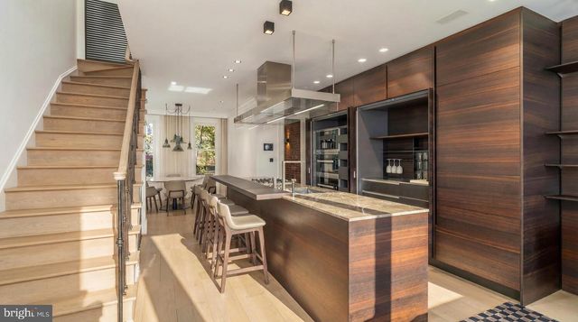 2611 P ST NW, Washington, DC 20007