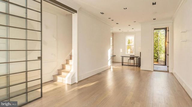 2611 P ST NW, Washington, DC 20007