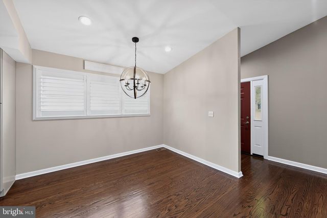 1649 MUHLENBURG DR, Blue Bell, PA 19422