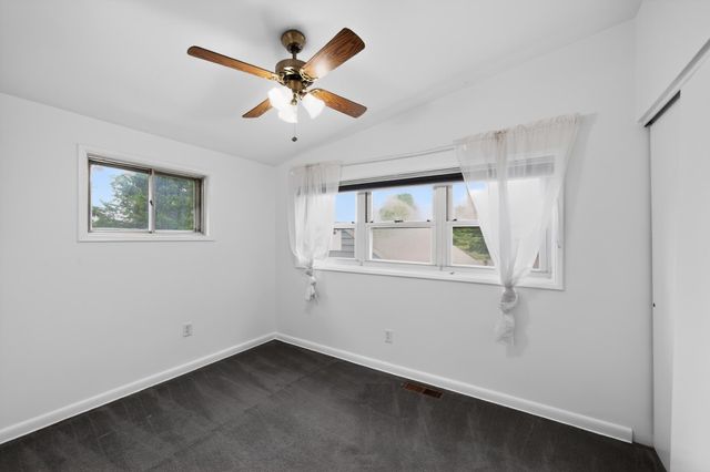 1649 MUHLENBURG DR, Blue Bell, PA 19422