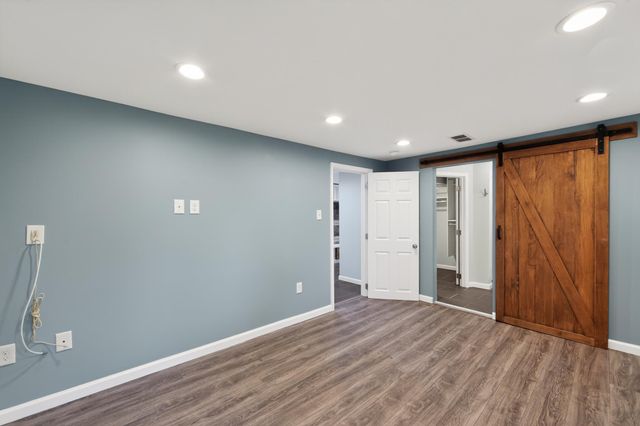1649 MUHLENBURG DR, Blue Bell, PA 19422