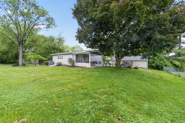 1649 MUHLENBURG DR, Blue Bell, PA 19422