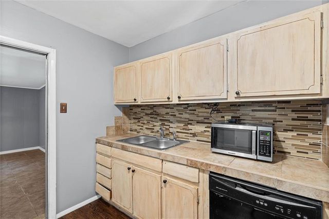 1405 Alvarez Drive, Saraland, AL 36571