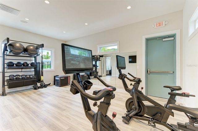 10016 REMBRANDT WAY 201, Bradenton, FL 34212